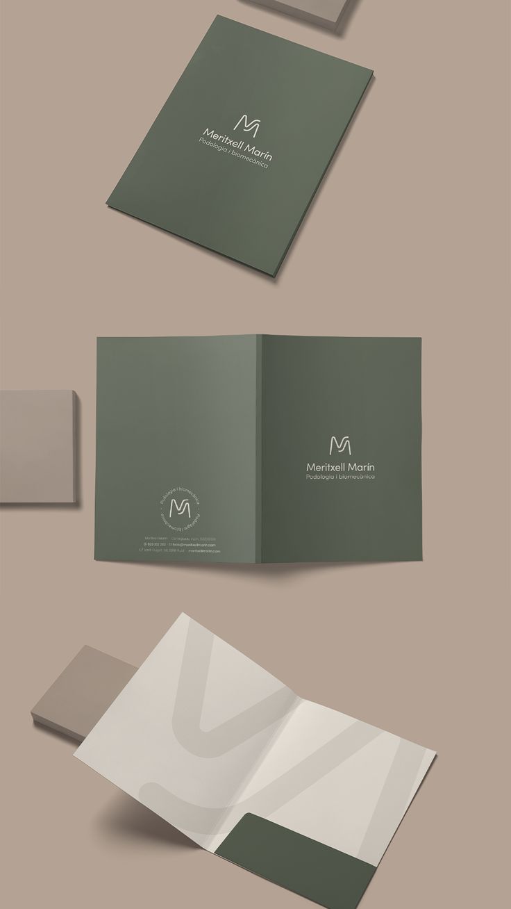 Custom corporate folders